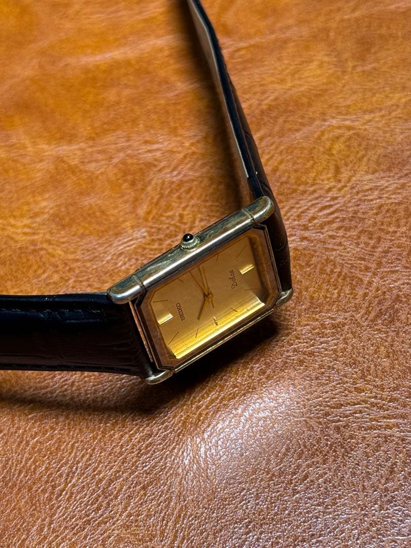 A86 希少 稼動品 SEIKO DOLCE スクエア型 80年代ヴィンテージ