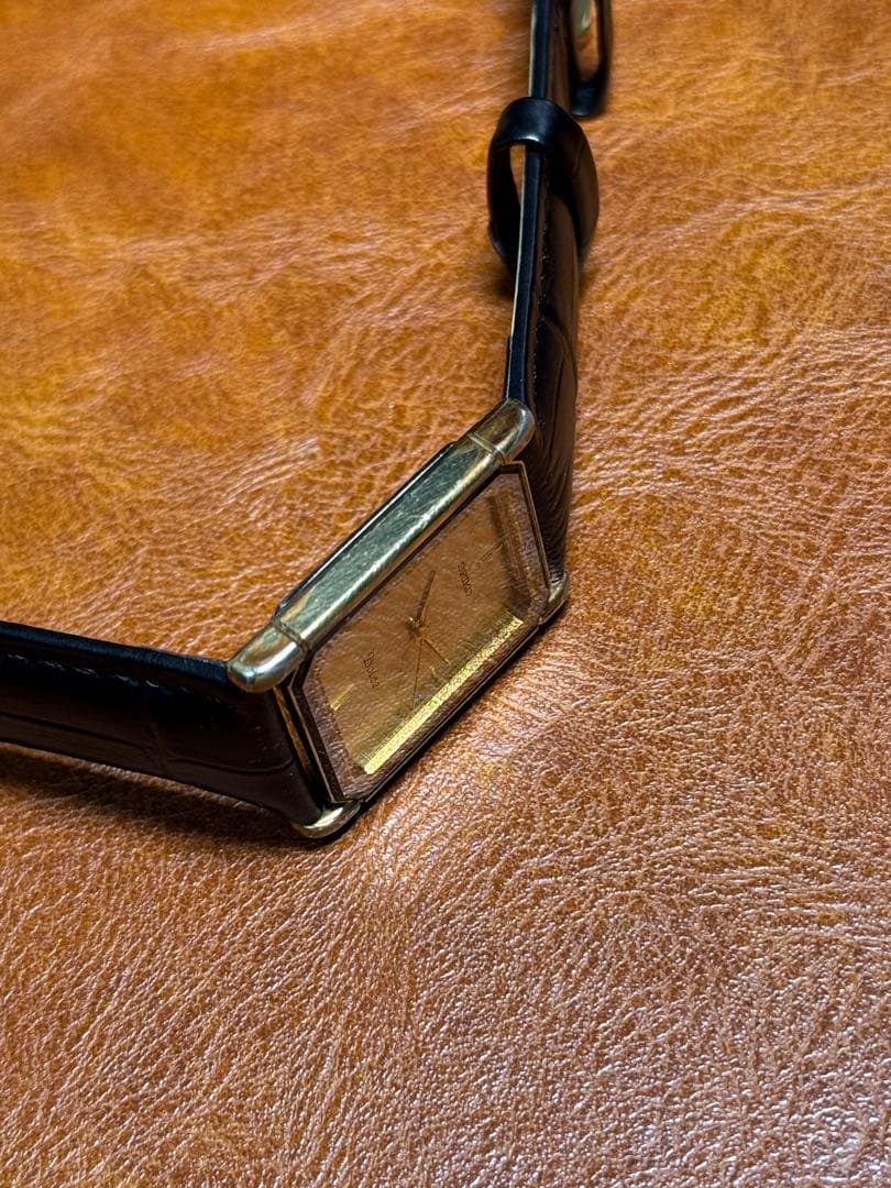 A86 希少 稼動品 SEIKO DOLCE スクエア型 80年代ヴィンテージ