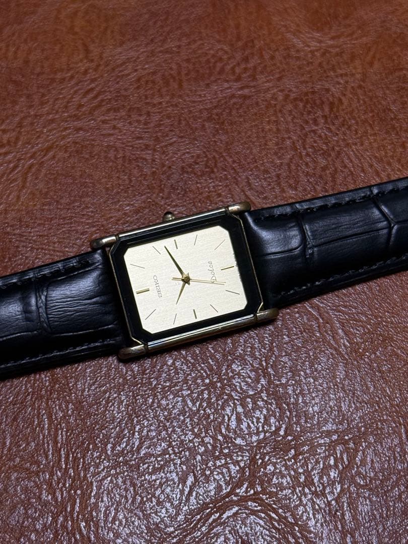 A86 希少 稼動品 SEIKO DOLCE スクエア型 80年代ヴィンテージ