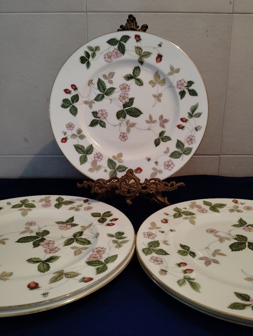 ウェッジウッド 　ワイルドストロベリー）27センチプレート5枚セット