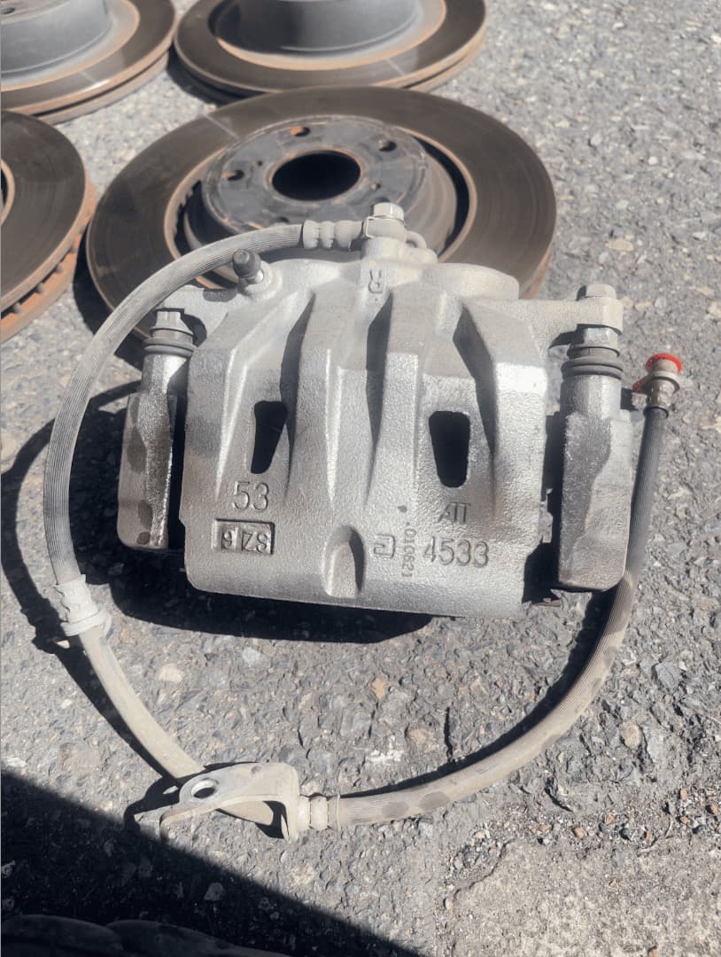 30系後期ヴェルファイア純正　前後キャリパー&ローター左右セットパッド