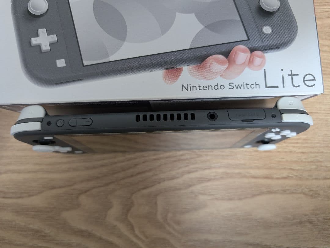 【美品】Nintendo Switch Lite ニンテンドースイッチライト