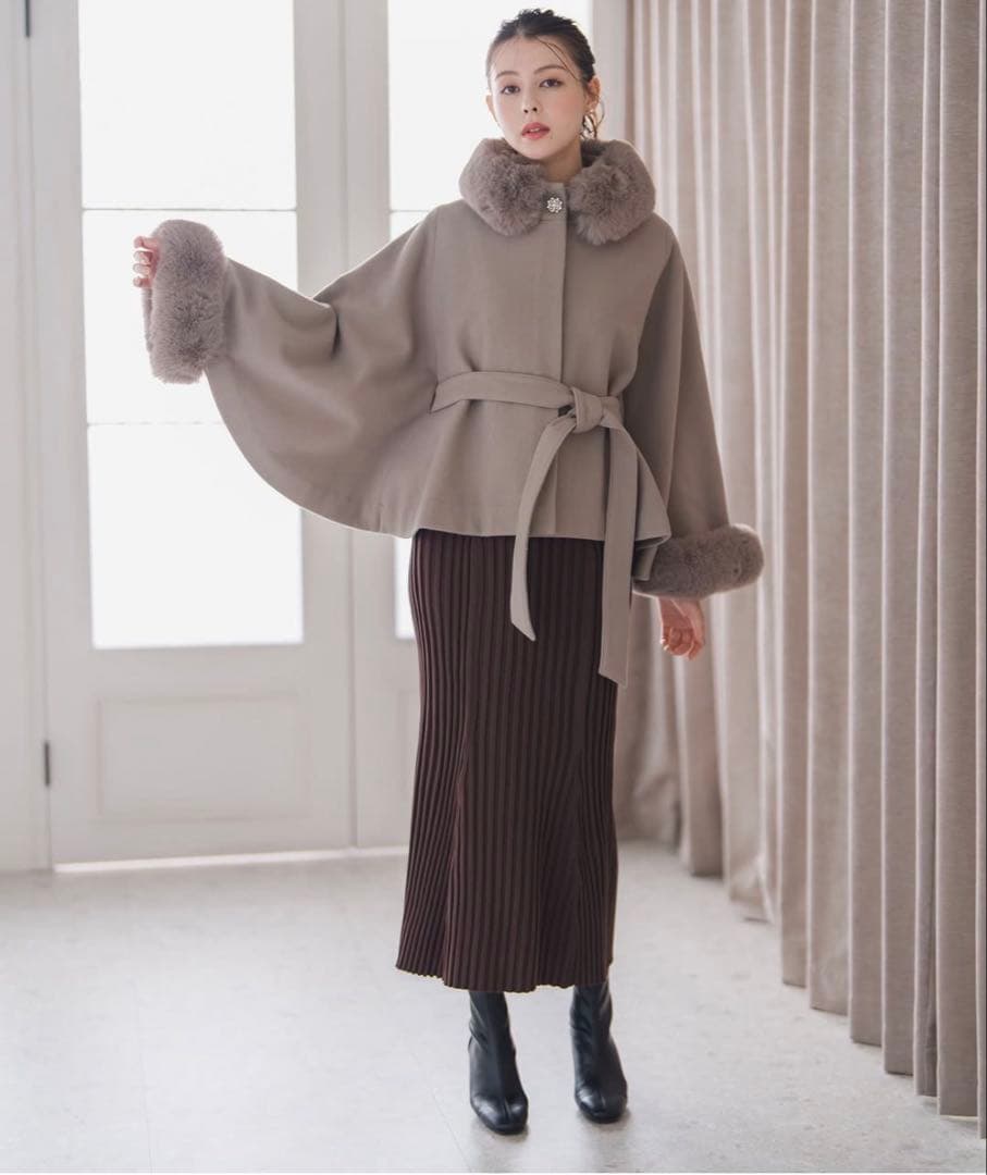 MISCH MASCH ブローチ付きポンチョコート