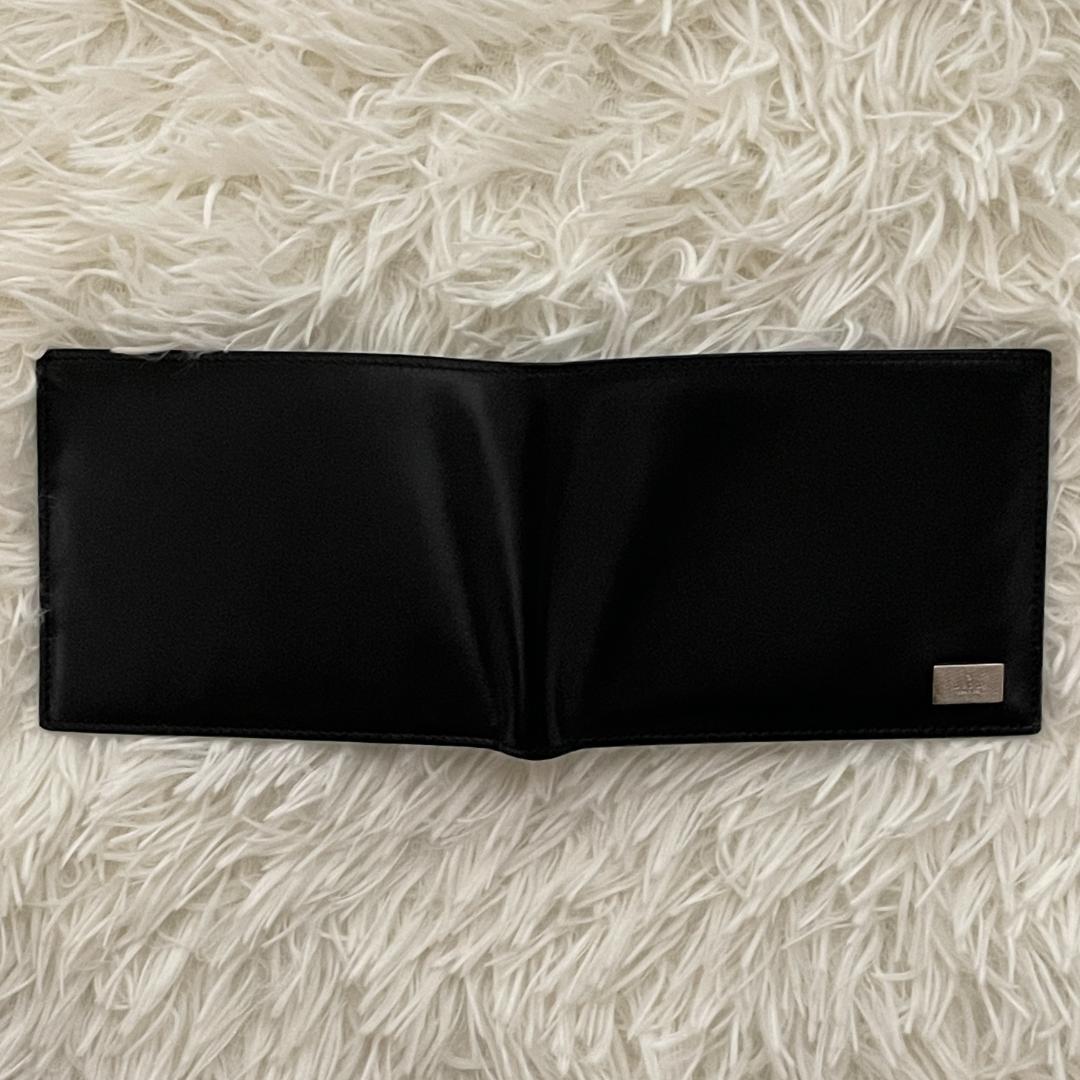 【未使用品】 グッチ　二つ折り 財布　シルバープレート　コンパクトウォレット　黒