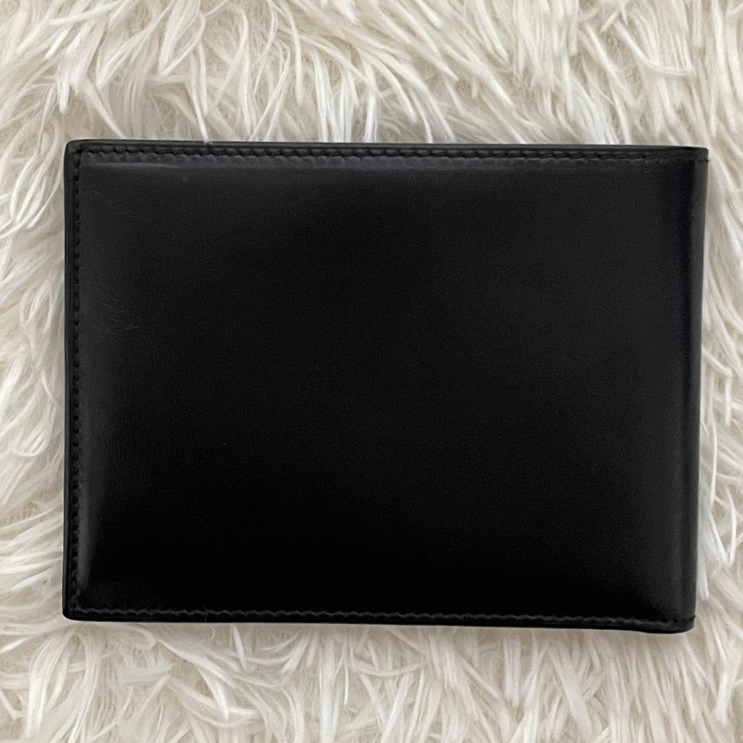 【未使用品】 グッチ　二つ折り 財布　シルバープレート　コンパクトウォレット　黒