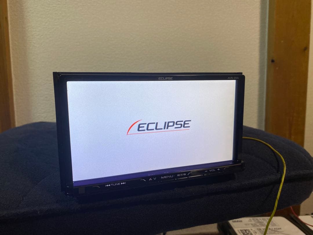 カーナビ ECLIPSE AVN-Z03i