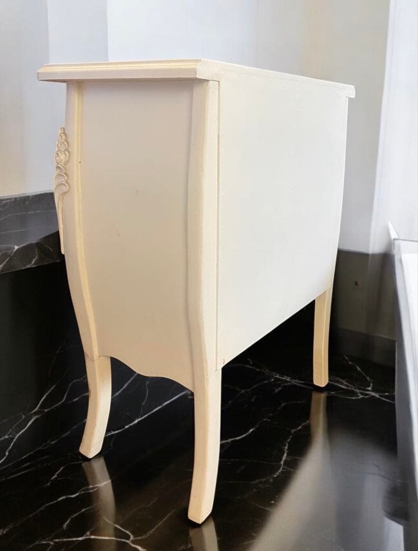 アンティーク★ロココ調猫脚の3段チェスト　ホワイト　60×34×76センチ