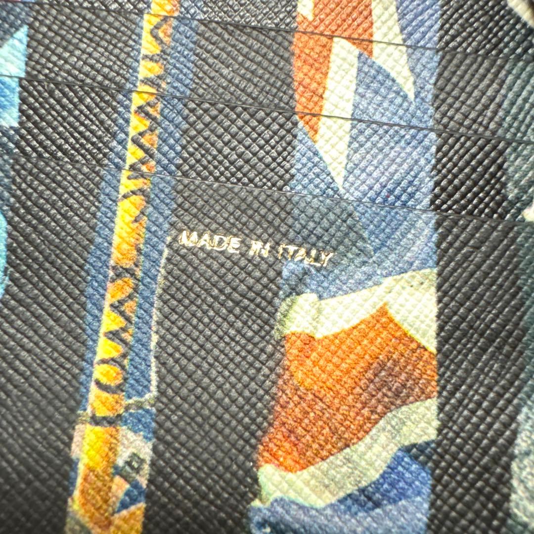 Paul Smithブラックレザー二つ折り財布 イタリア製