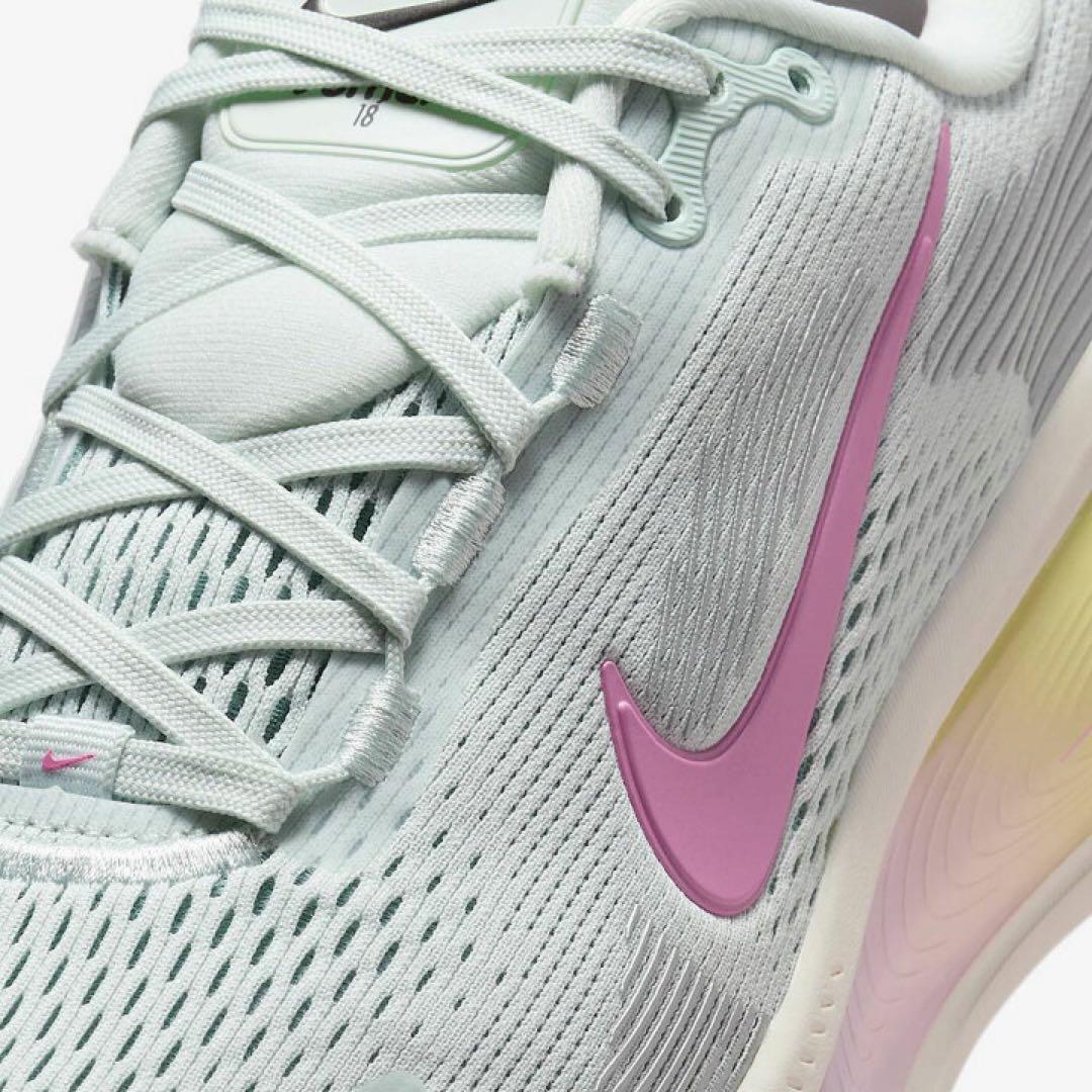 ナイキ ボメロ 18 NIKE W Vomero 18