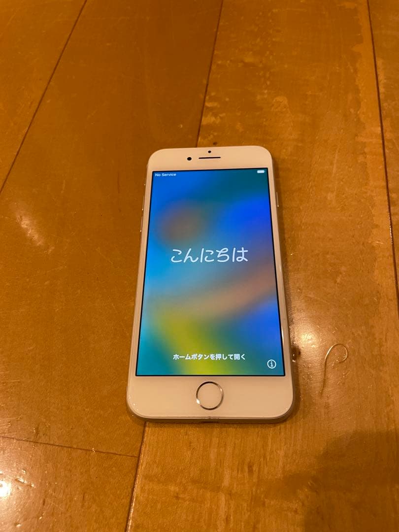 iphone8 シルバー64MB バッテリー85% SIMフリー
