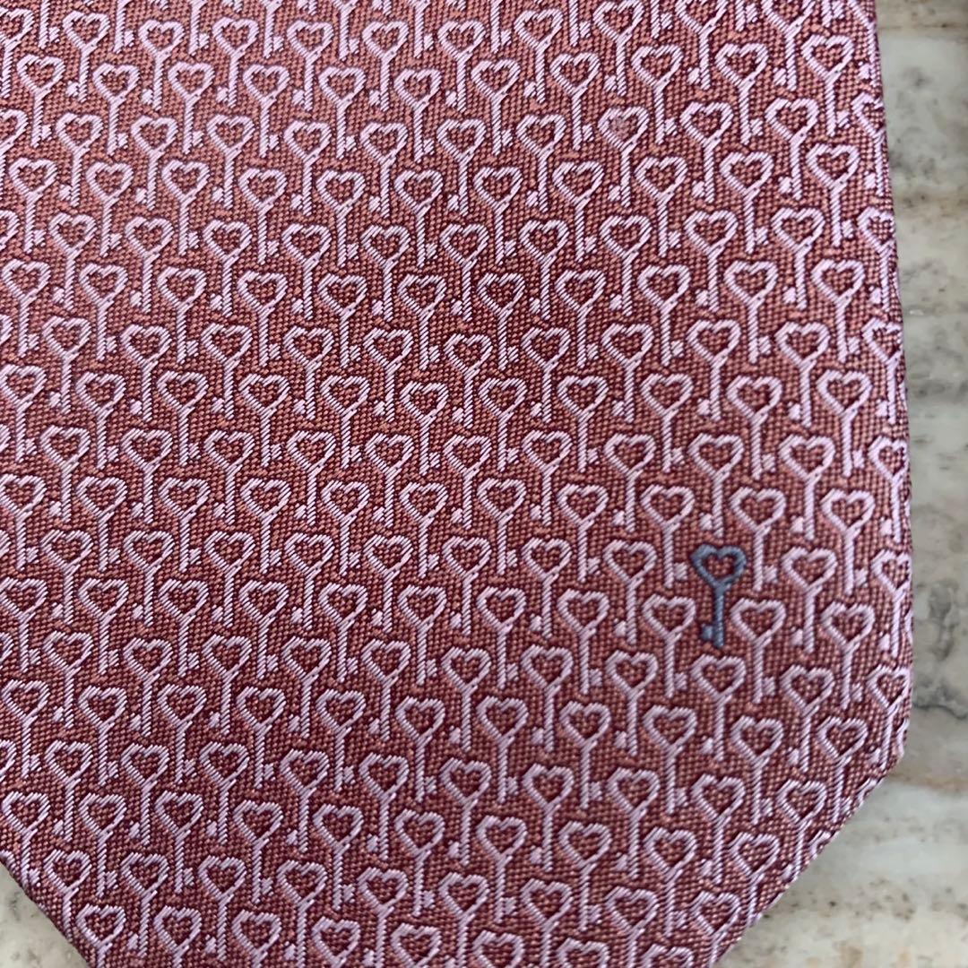 N111 新品未使用 ブルガリ セッテピエゲ 総柄 刺繍 ネクタイ メンズ
