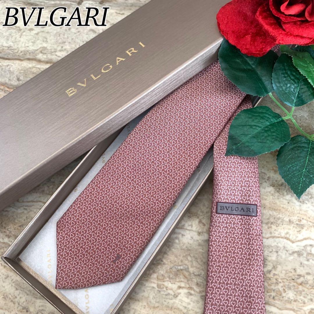 N111 新品未使用 ブルガリ セッテピエゲ 総柄 刺繍 ネクタイ メンズ