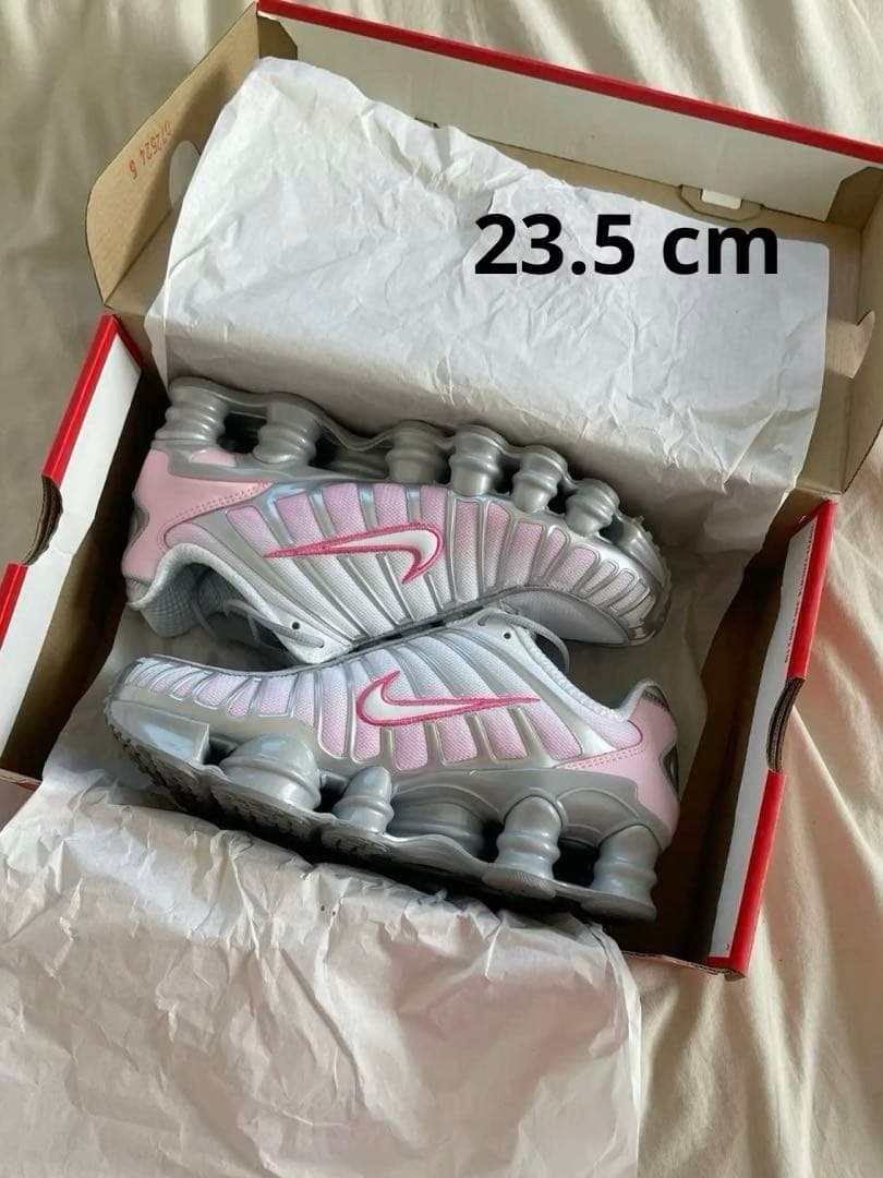 ショックス NIKE スニーカー