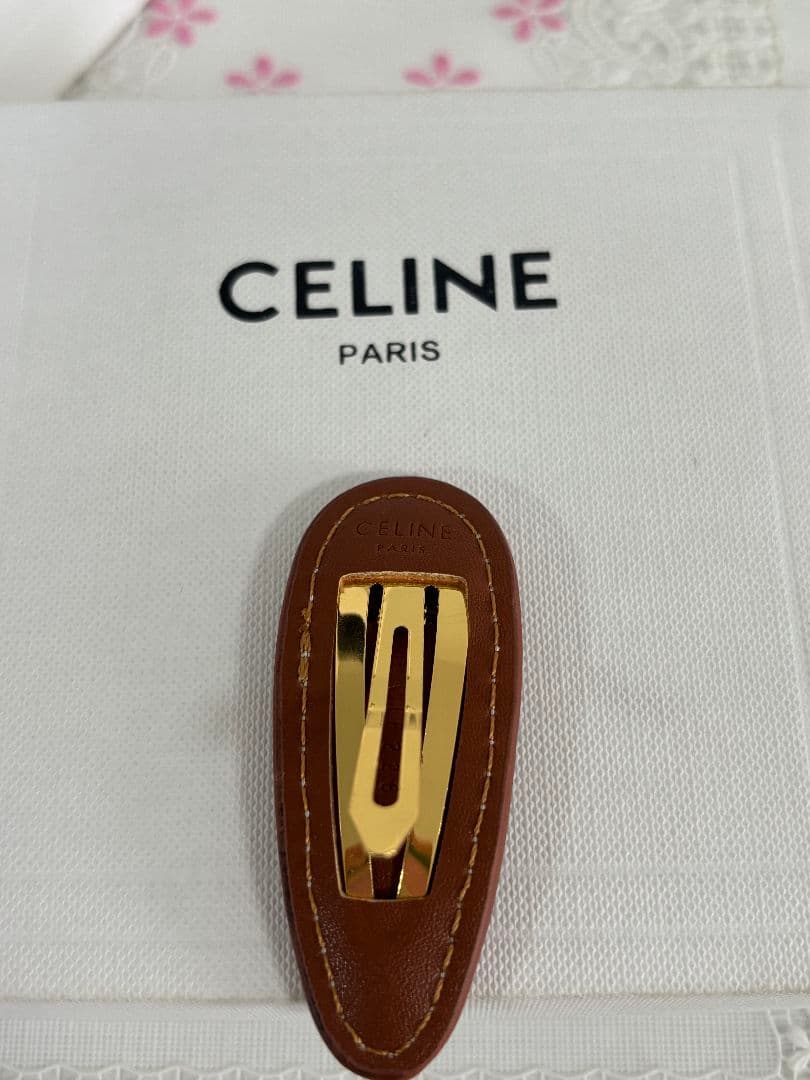 ブラウン レザー ヘアクリップ Celine ヘアピン