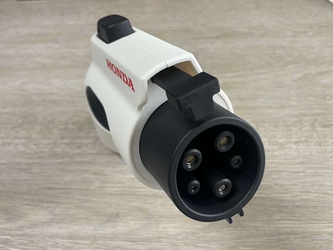 HONDA N-VAN e: AC外部給電器Power Supply コネクター