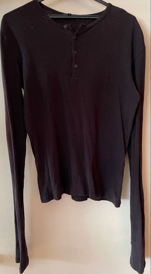 アンドゥムルメステール　ヘンリーカットソー黒