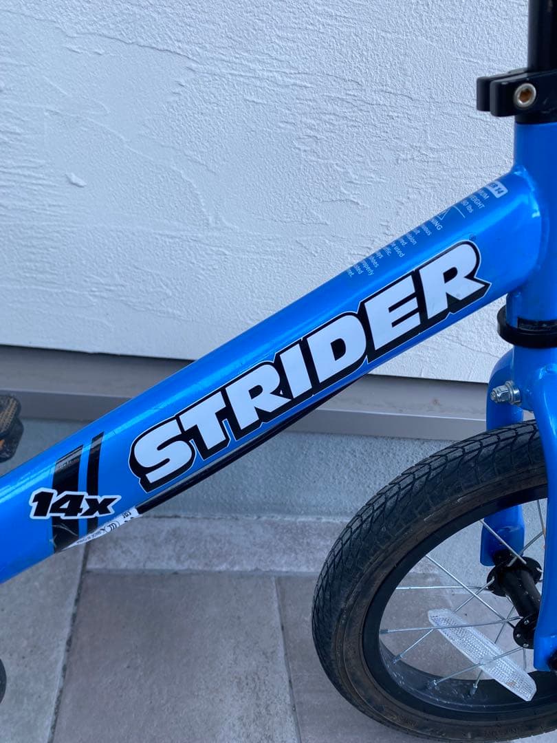 STRIDER 14x　ストライダー　ブルー　【埼玉県　引取限定】
