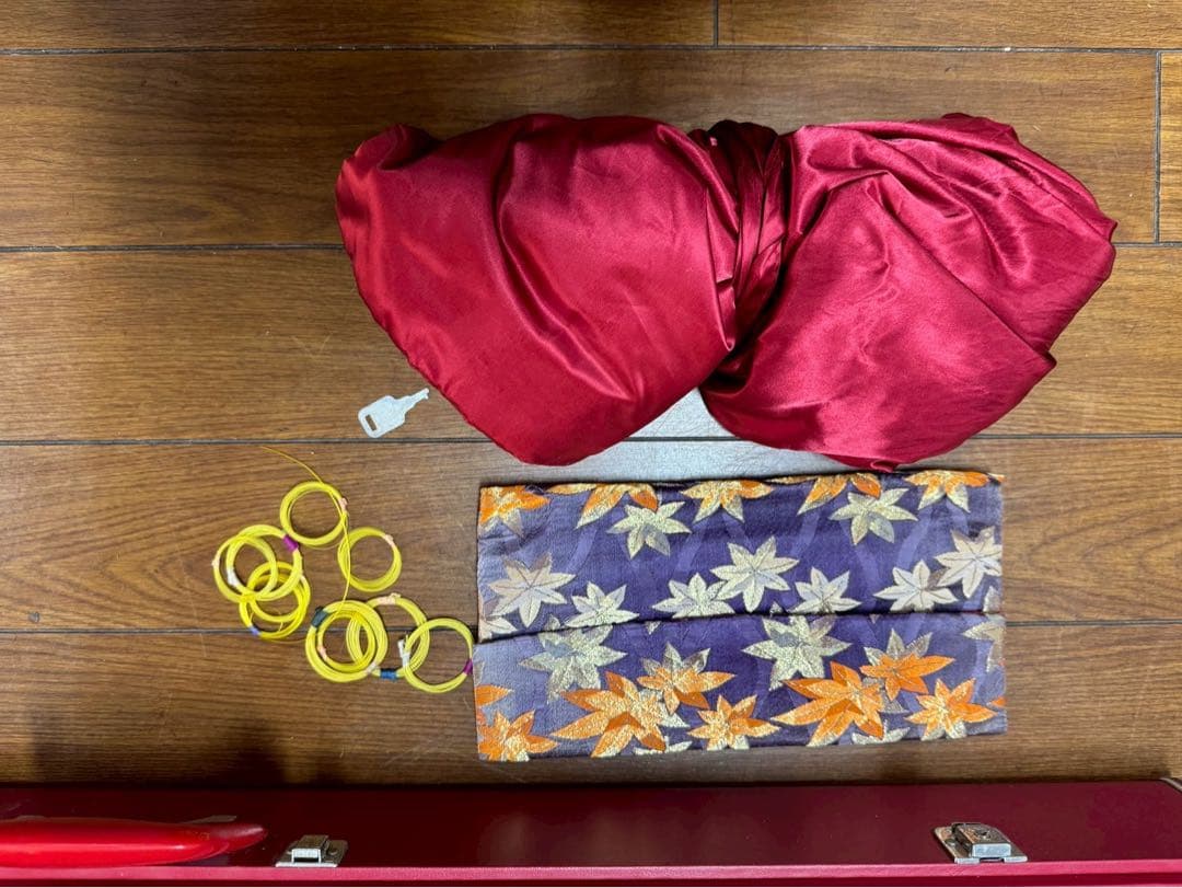 三味線　和楽器　弦楽器　ハードケース　撥付き