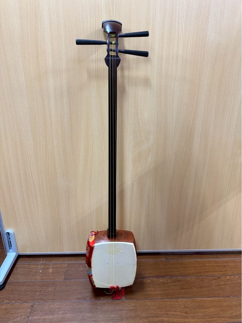 三味線　和楽器　弦楽器　ハードケース　撥付き