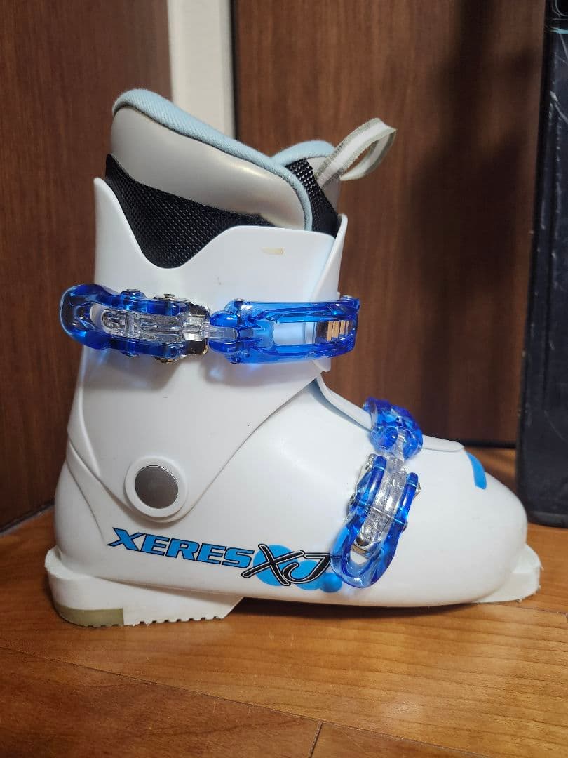 子供用 スキー板140cm　ブーツ　ストック　3点セット