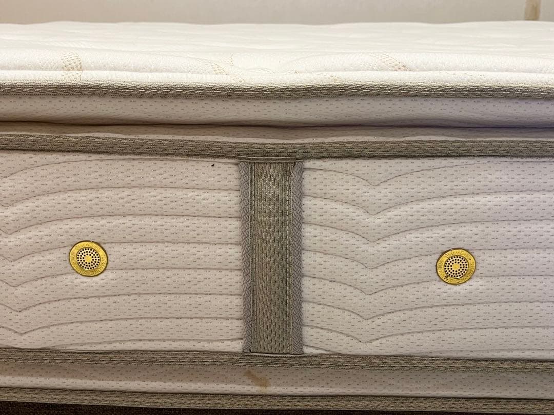 シモンズ ゴールデンバリューピロートップ　ボックススプリング　セミダブル