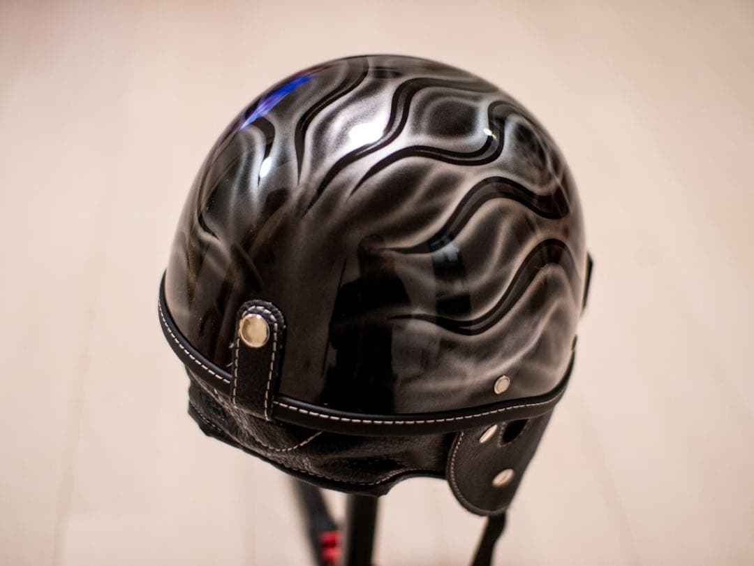 L 新品未使用　ポリヘル　ポリス　ヘルメット 黒、シルバーフレア