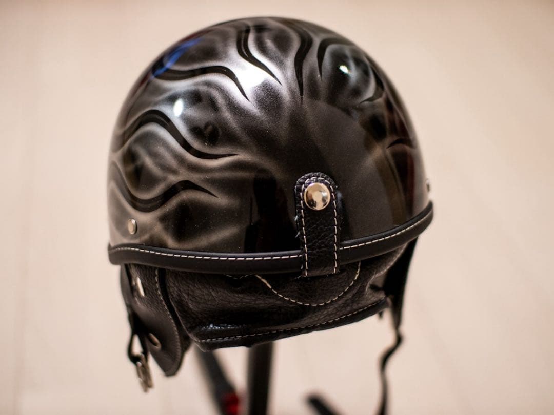 L 新品未使用　ポリヘル　ポリス　ヘルメット 黒、シルバーフレア