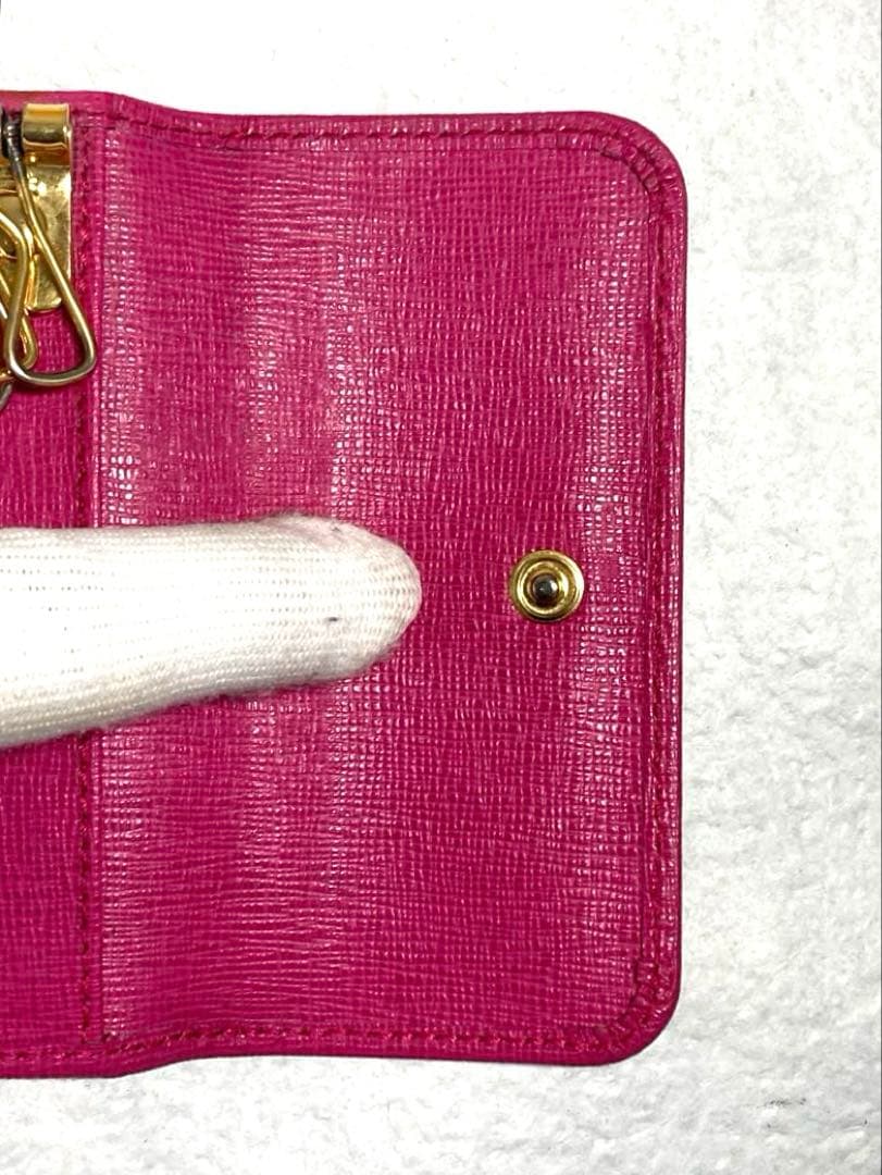 美品 フェンディ ズッカ柄 6連キーケース 箱付き