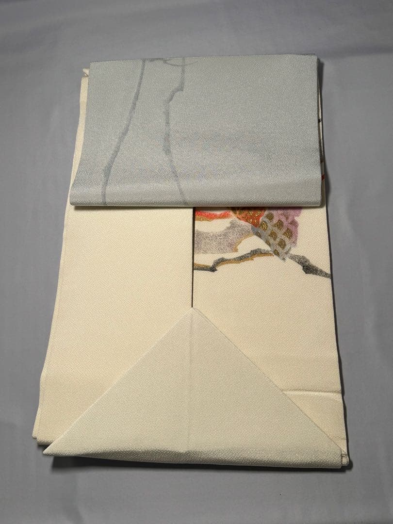 [極美品] 名古屋帯　正絹　縮緬　お太鼓柄　洒落帯　カジュアル　作家物　白　灰色