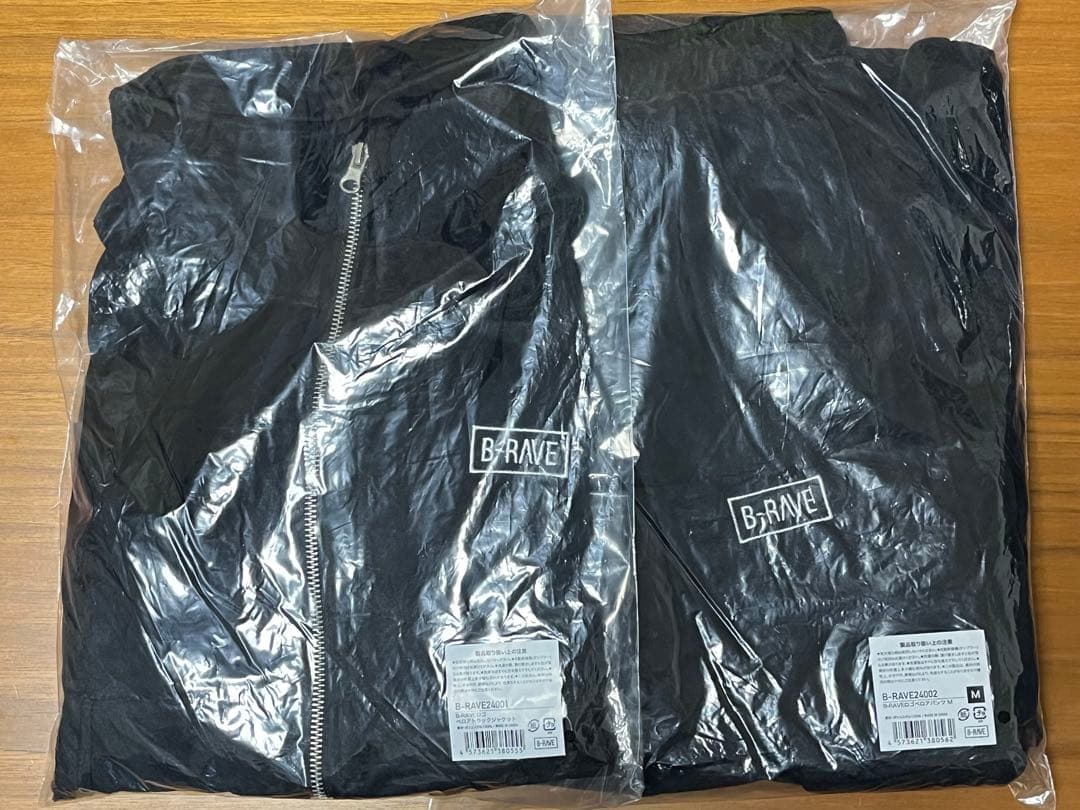 HANA B-RAVE ベロア　セットアップ