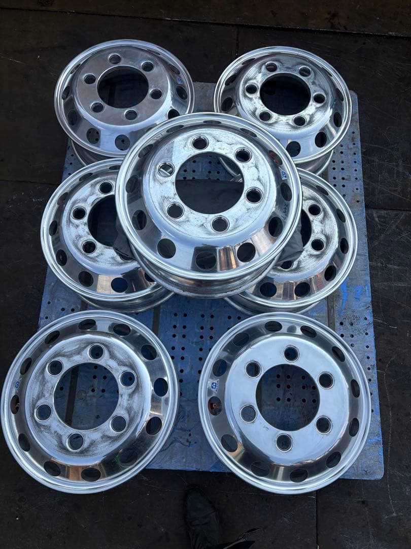 アルコア　ALCOA アルミホイール　4トン車　17.5㌅