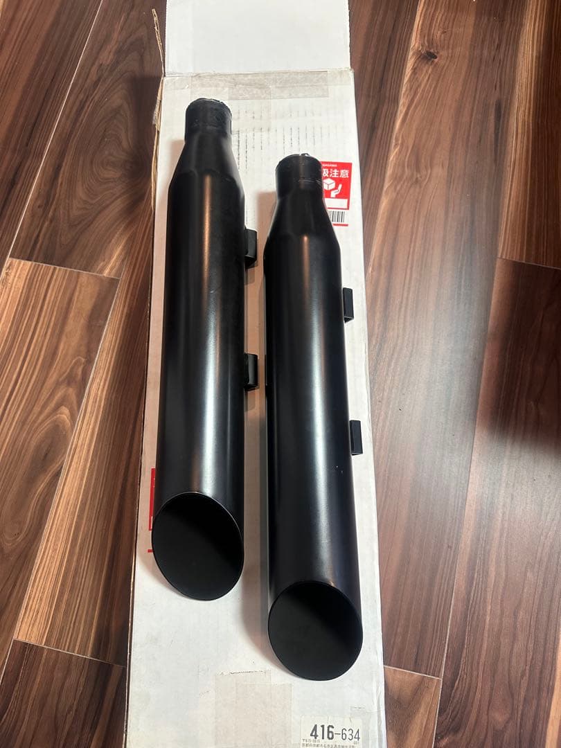 クロームワークス/スラッシュ ブラックマフラー