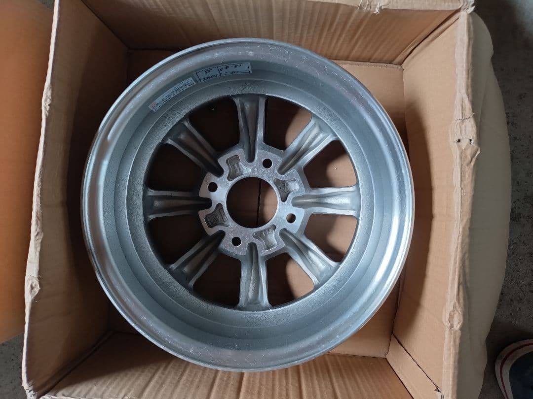 美品　13インチ アルミホイール　ワタナベ　4.5j　＋35　114.3　ガンメ