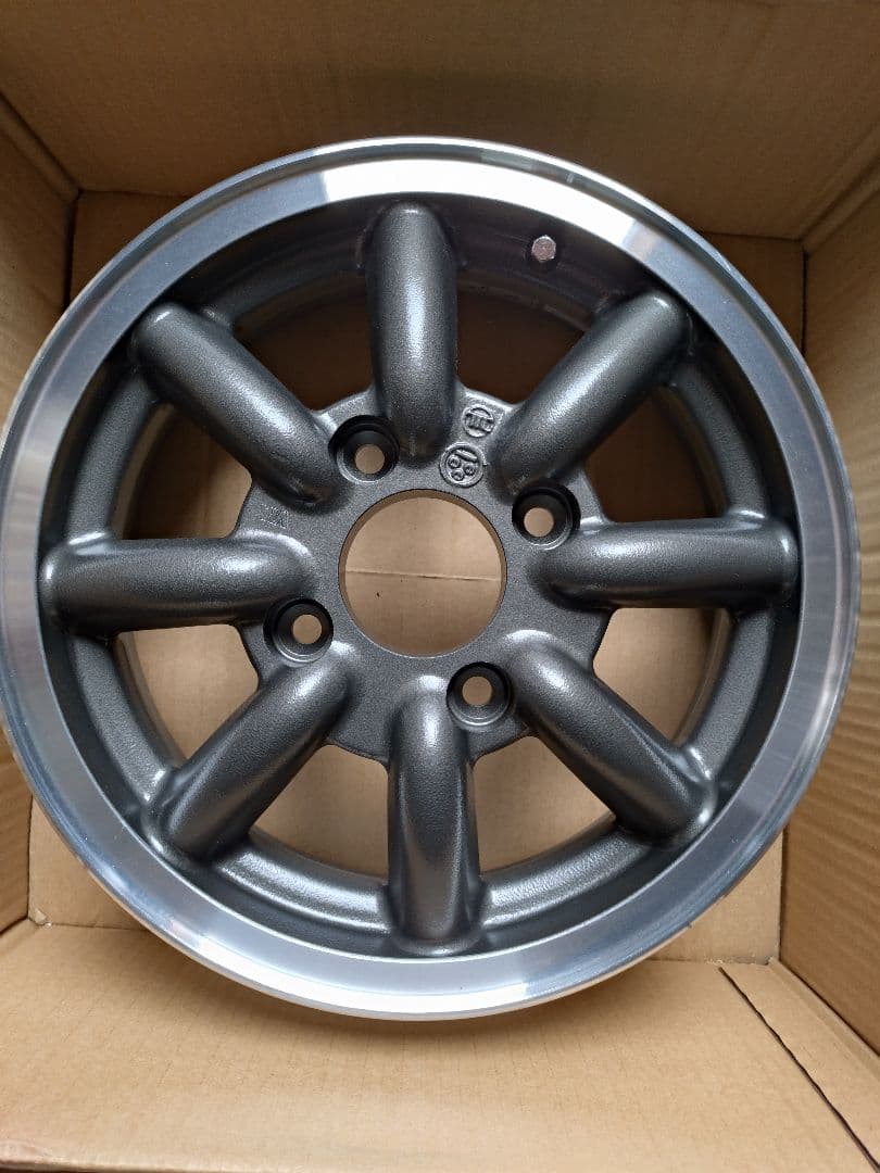 美品　13インチ アルミホイール　ワタナベ　4.5j　＋35　114.3　ガンメ