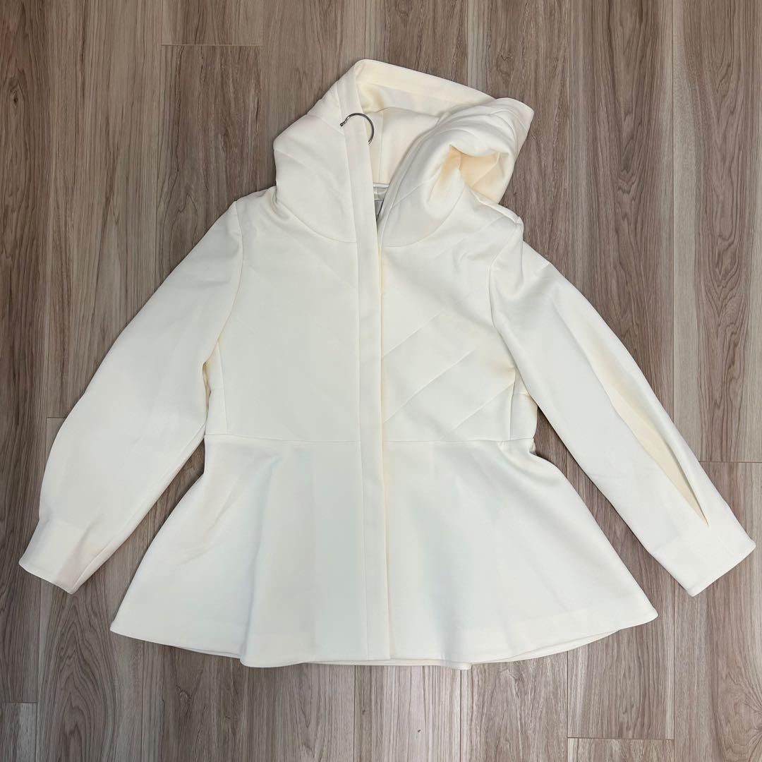 M-PREMIER COUTUR ダンボールニットペプラムジャケット