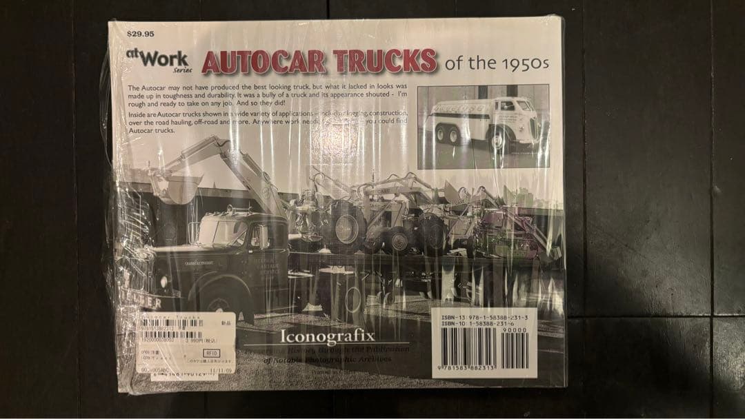 洋書 Ron Adams Autocar Trucks of the 1950s