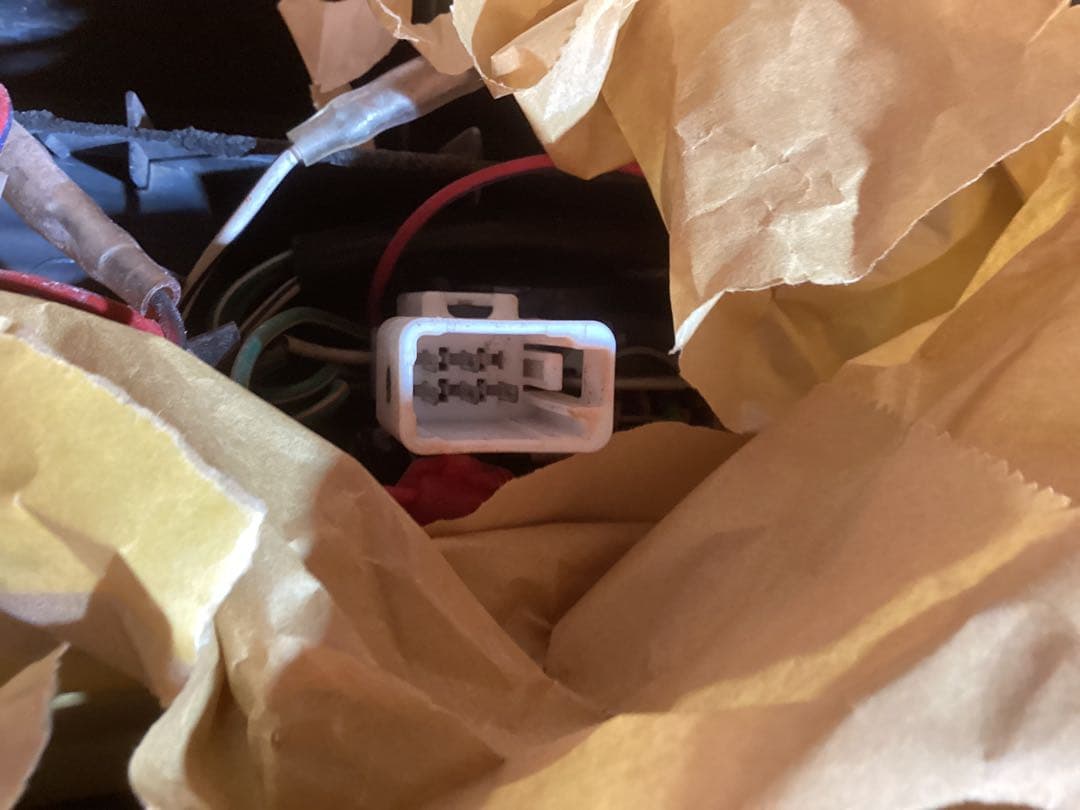 ハイエース200系3型DX純正テールランプ中古ベースグラデーションスモーク