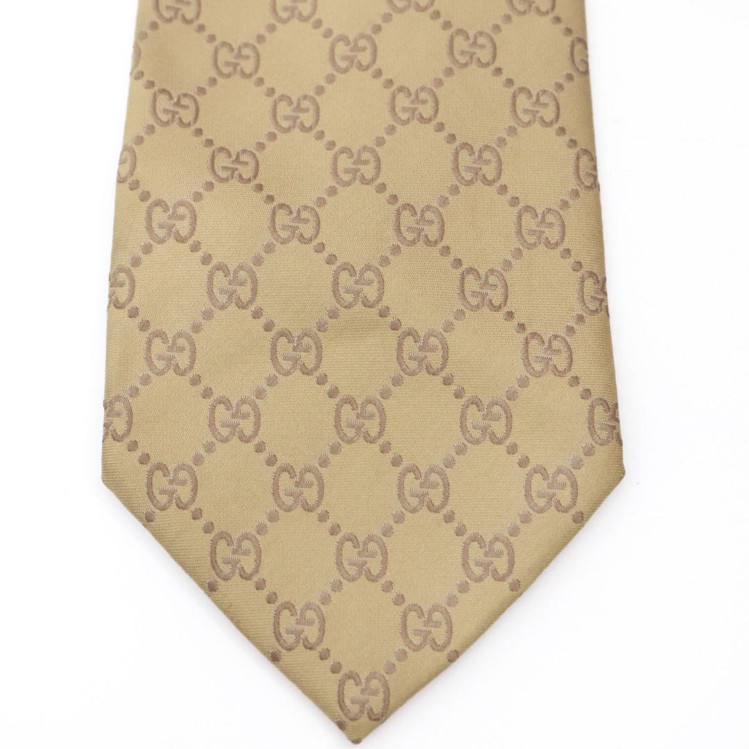 GUCCI　グッチ　ネクタイ　イエロー　ベージュ　GG柄　シルク　ビジネス
