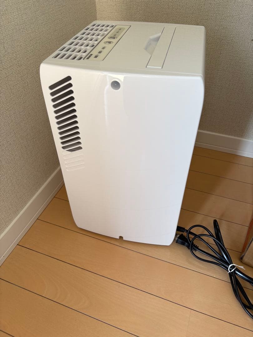 IRIS OHYAMA 除湿機 IJC-J56 ホワイト　2024年製