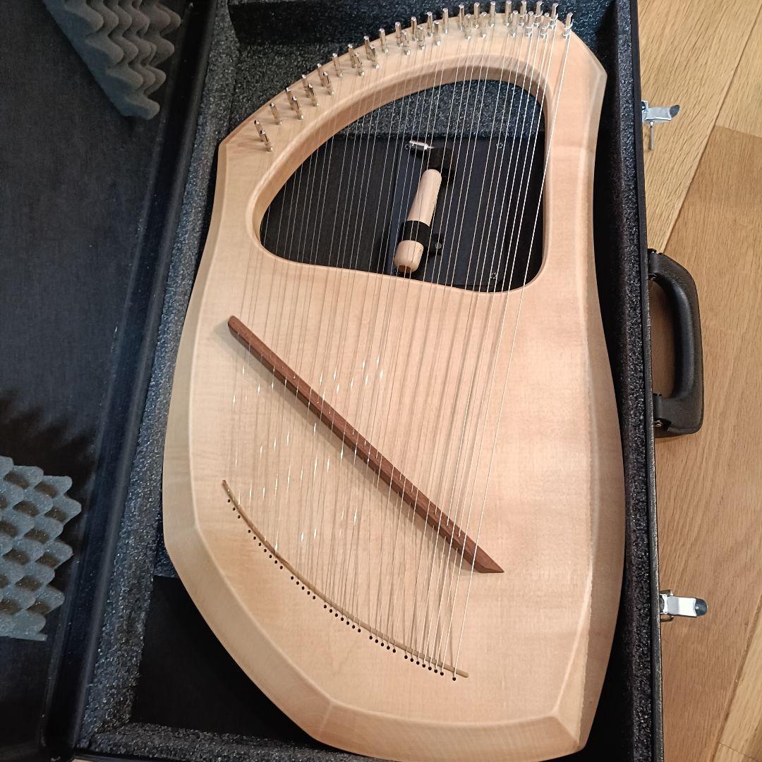 【ほぼ未使用】アウリス 35弦 ライアー　ライヤー　ハープ 竪琴　弦楽器