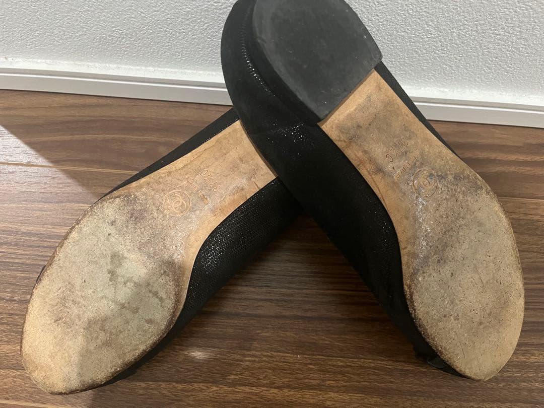 CHANEL ブラック フラットシューズ　37ハーフ