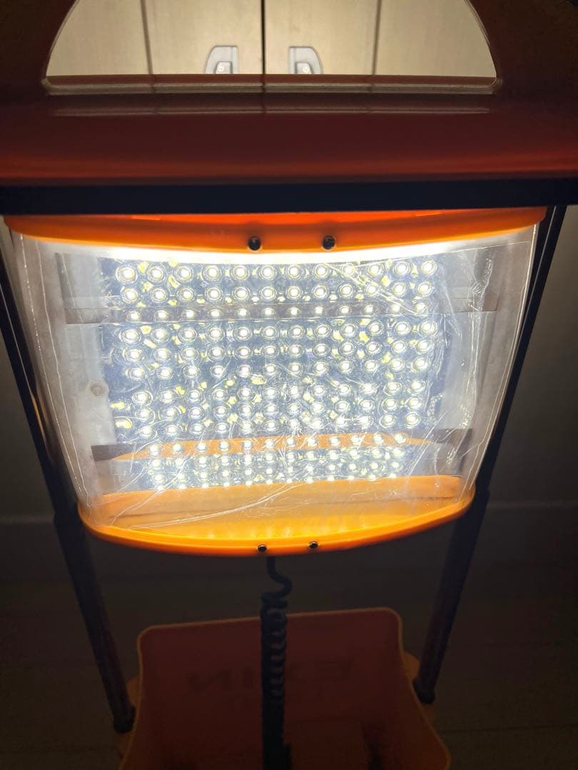 ポータブル投光器　イクシンライト　IN3500LB