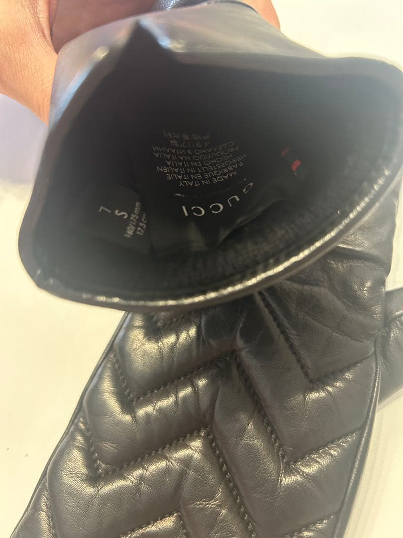 Gucci ブラック キルティング手袋 サイズ7