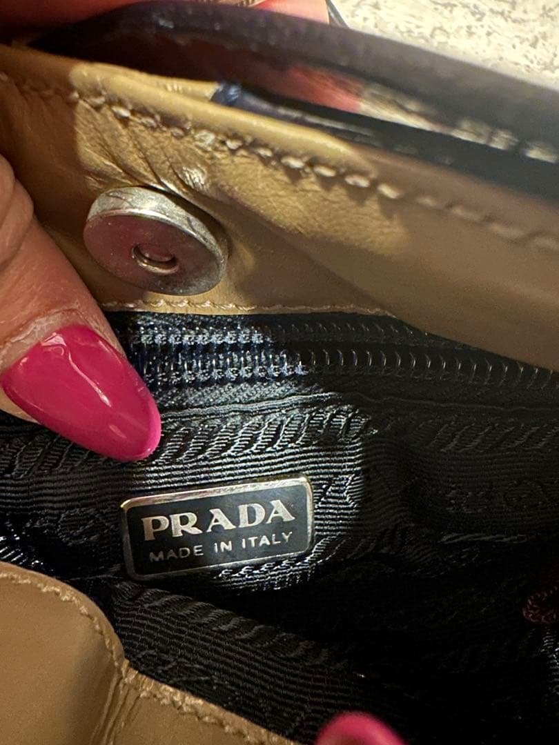 プラダPRADA ショルダーバッグ