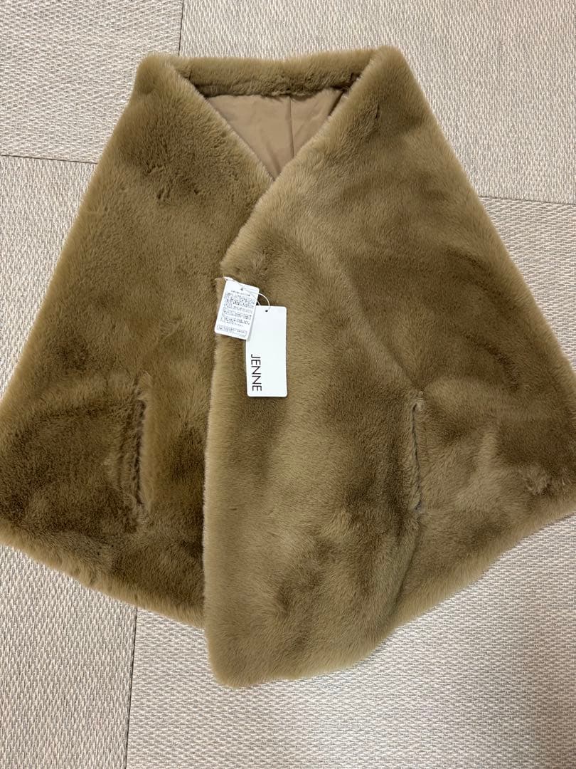 chiakioyamaJENNE リッチボリュームファーケープ ベージュ