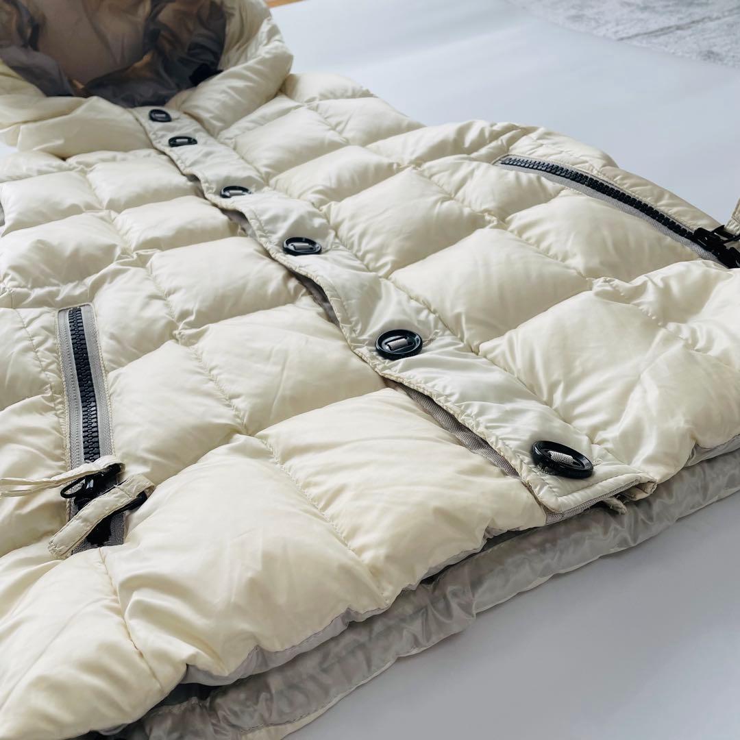 ナノユニバース × 西川ダウン ベージュ フード付き ダウンベスト Lサイズ