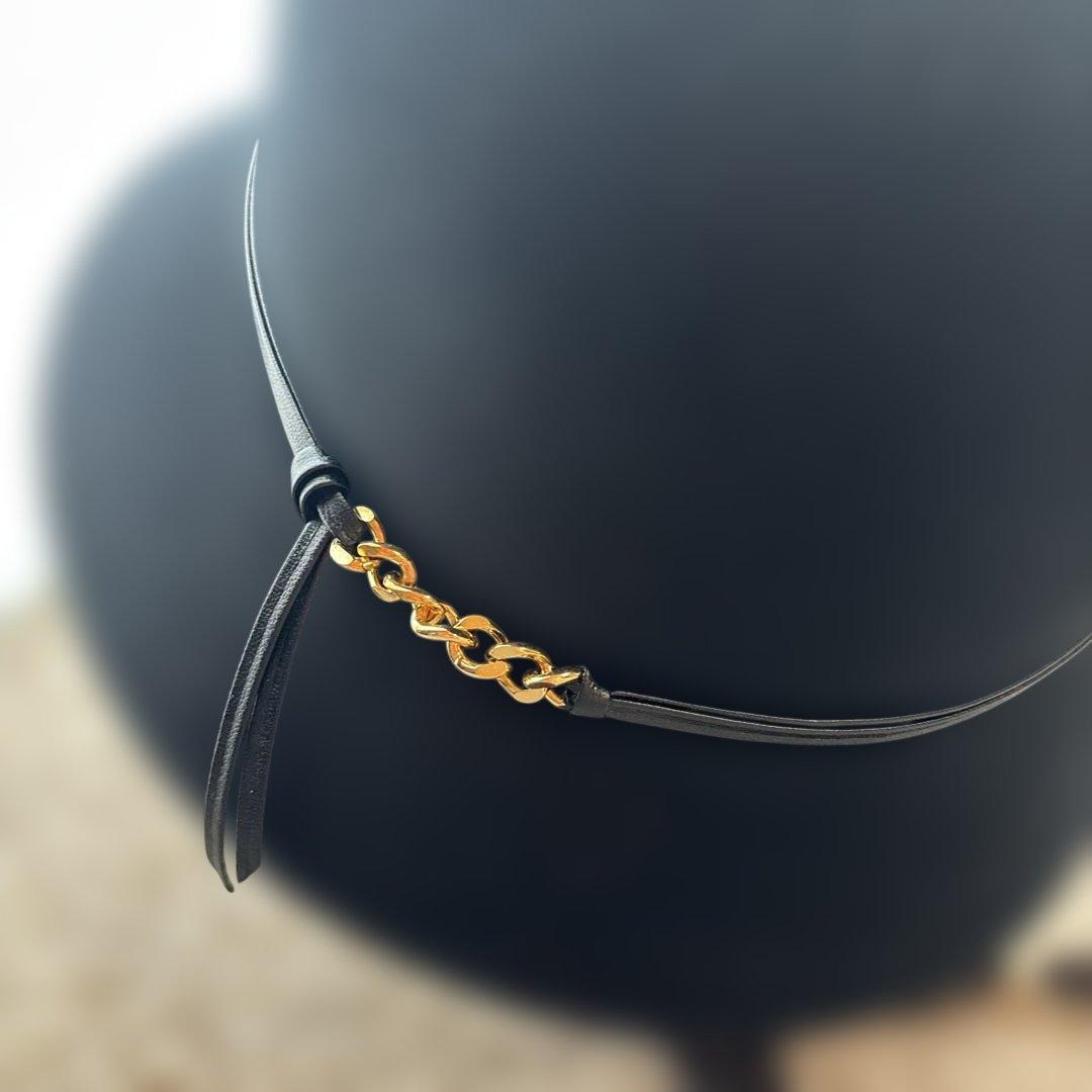 新品　CA4LA カシラ　クロッシェ　黒のウールフェルトハット