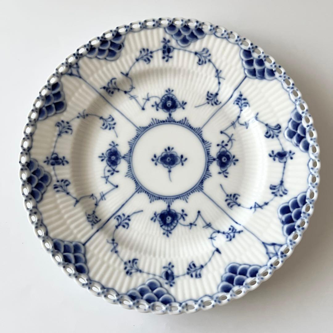 ロイヤルコペンハーゲン ブルーフルーテッド フルレース #1087プレート2枚①