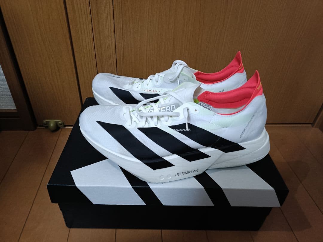 スパイク・シューズ adidas LIGHTSTRIKE PRO 4 26.5cm