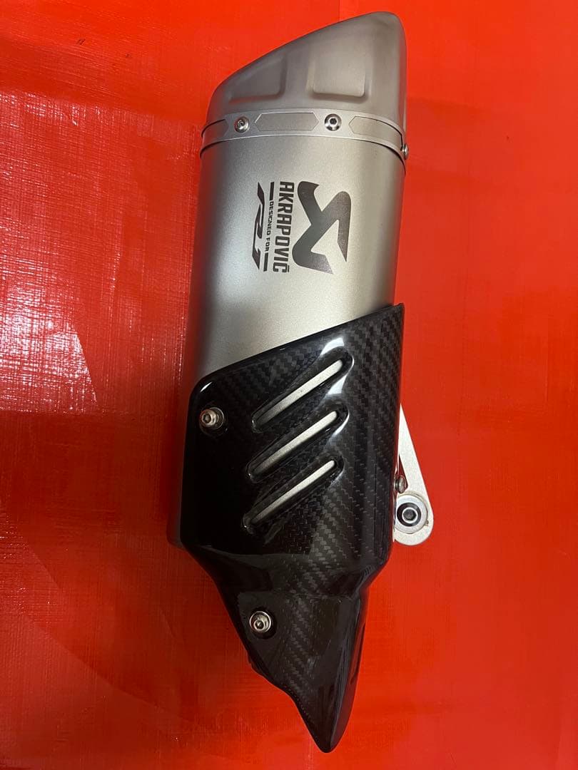 MT10 スリップオンマフラー（2017年）